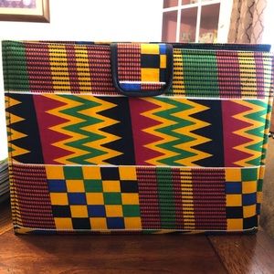 Colorful Ghanaian kente folder
